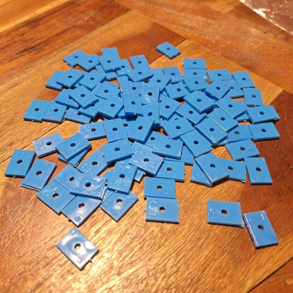 Squares Dot Game Replacement Pieces Blue Walls Sides Minnesota‎ USA Fun Family